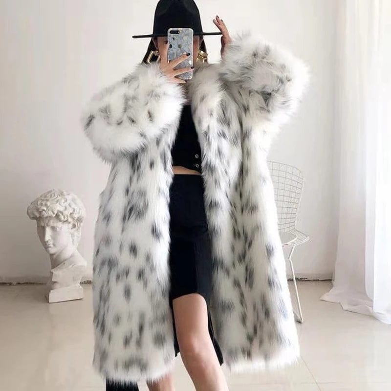 Lange Witte Faux Fur Jas met Print