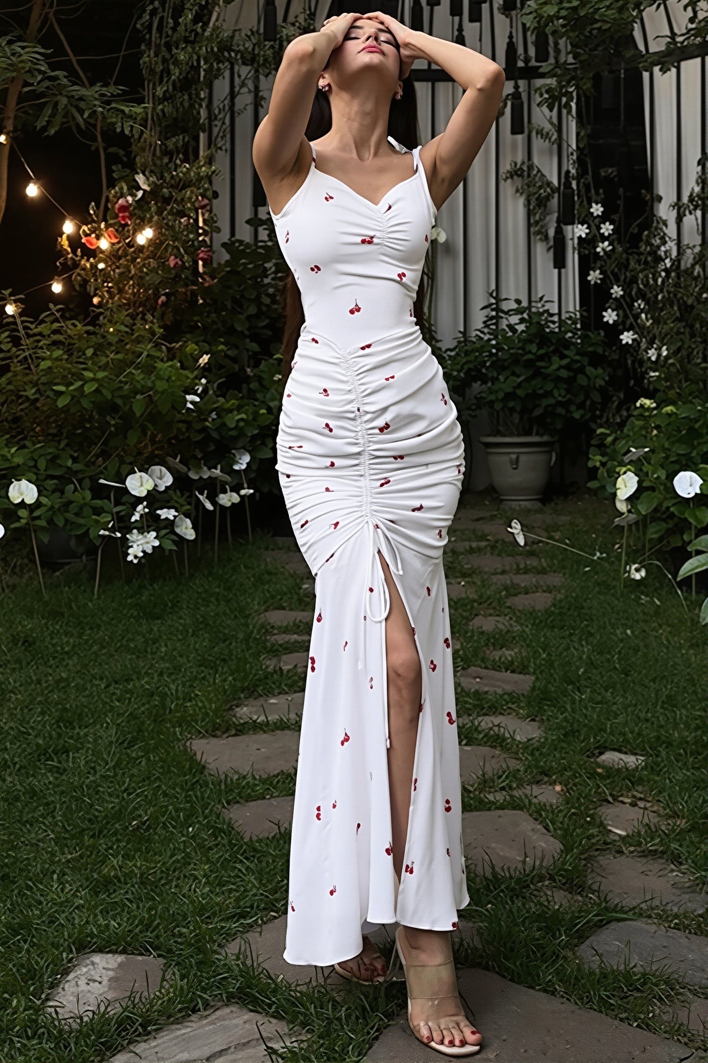 Maxi jurk met split en gerimpelde details, achterkant in beeld