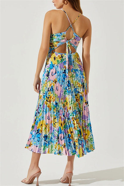 Dames midi jurk met bloemenprint en plissé in een elegante silhouetfoto