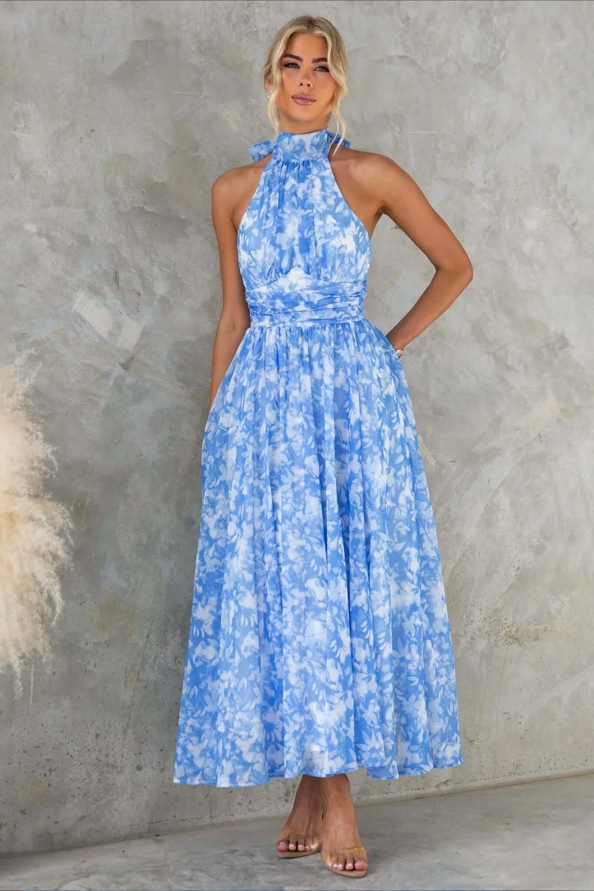 Midi-jurk met bloemenprint, halternek en open rug