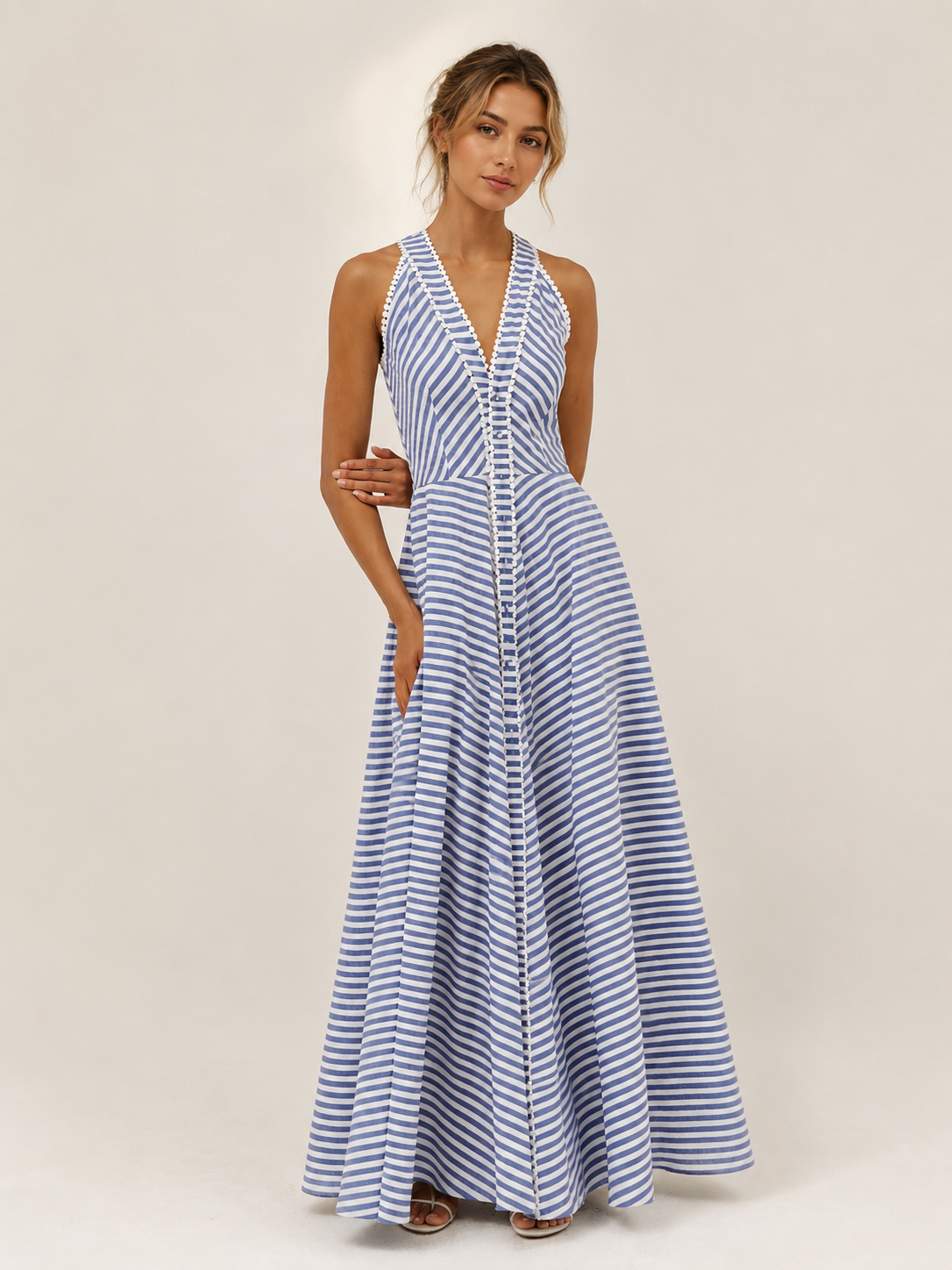 Dames gestreepte halter midi jurk met V-hals voorkant