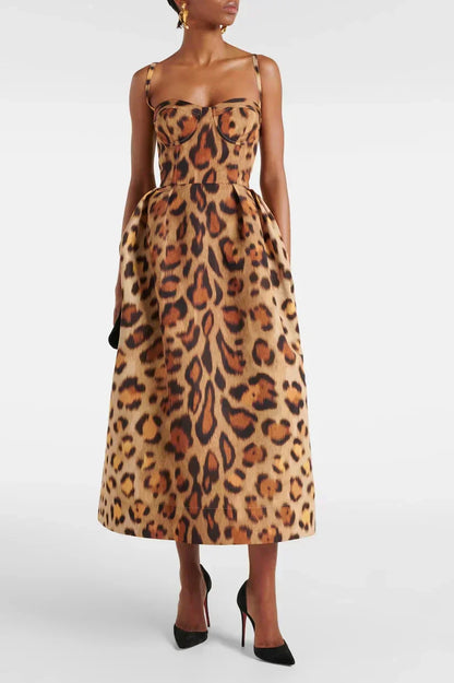Dames luipaardprint midi jurk met corsetpasvorm, vooraanzicht