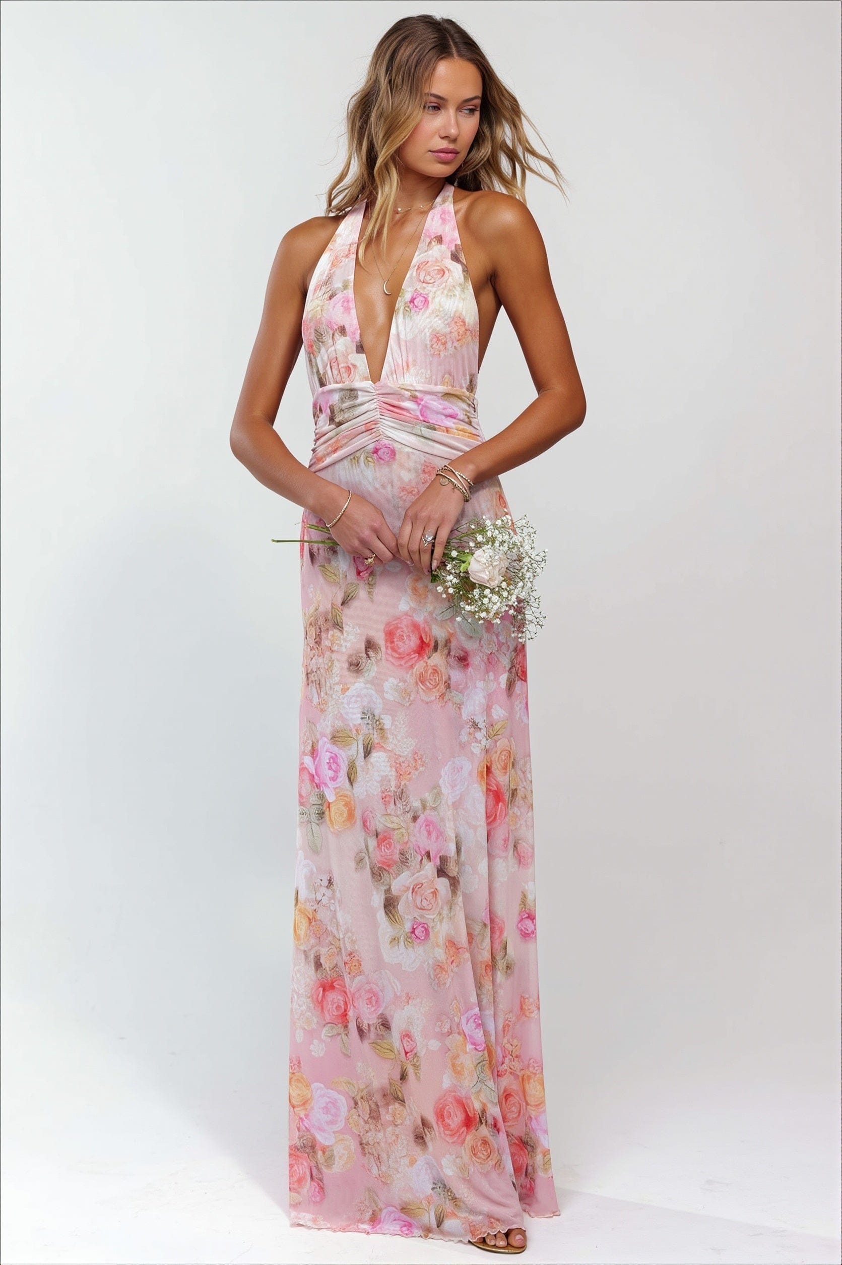 Dames halter maxi jurk met print en open rug achteraanzicht