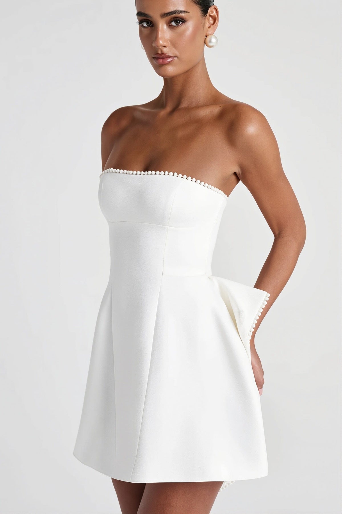 Dames Bandeau Mini Jurk Met Strik En Ballonrok