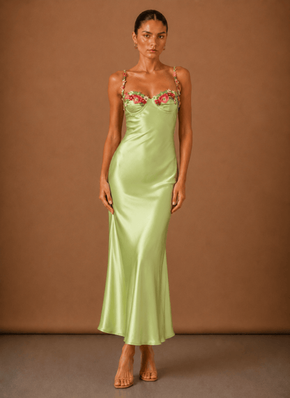 Dames Maxi Jurk Van Satijn Met Bloemdetail
