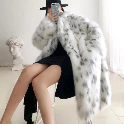Lange Witte Faux Fur Jas met Print