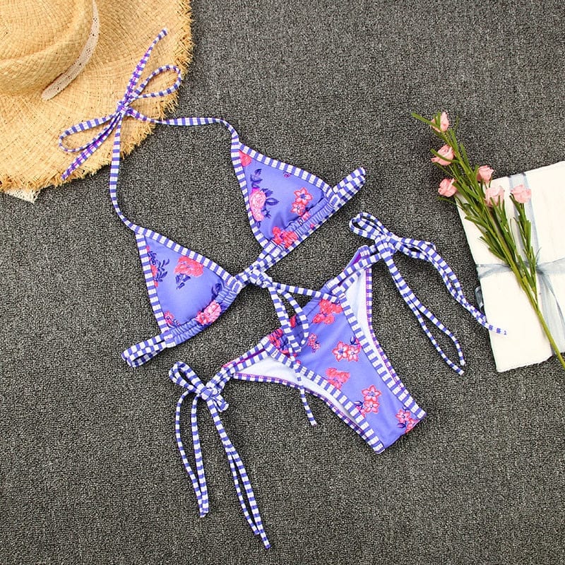 Paarse Bohemian Bikini met Roze Bloemenprint
