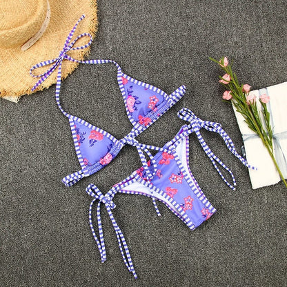 Paarse Bohemian Bikini met Roze Bloemenprint