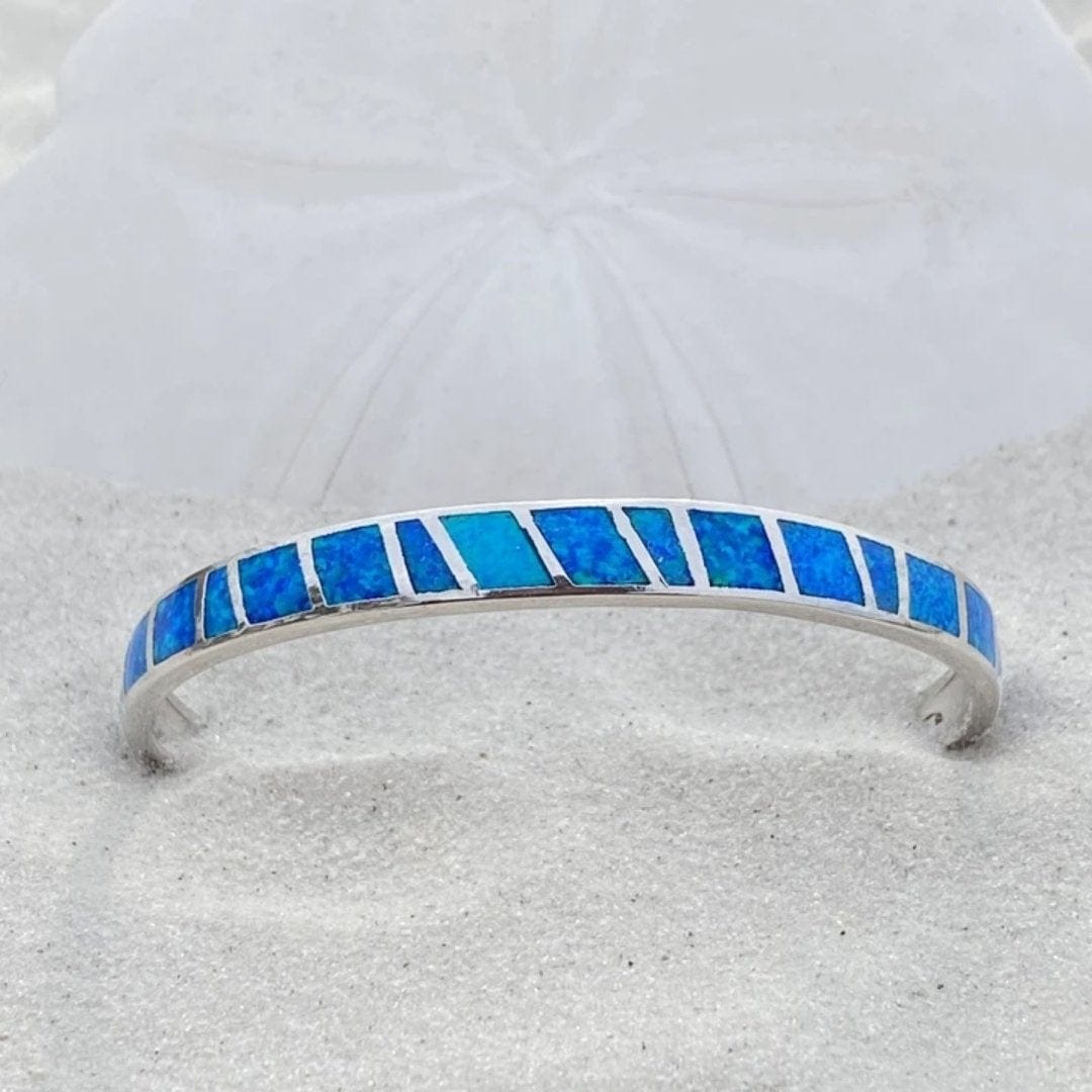 Zilveren armband met blauwe opaal voor dames